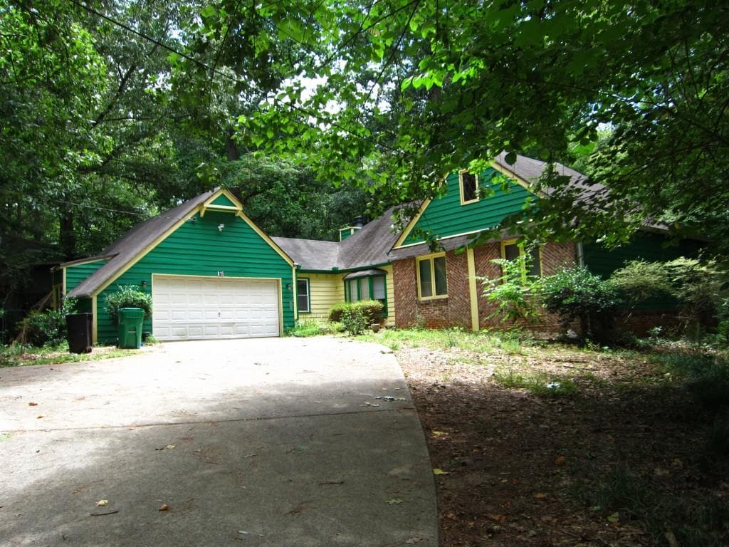 815 Ellis Road, Stone Mountain, GA 30083 — most recent listing photo