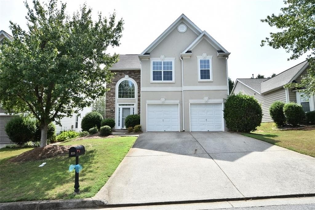 3 bedroom, 1,895 sq ft single family residence sold at 325 Silhouette Court, Alpharetta, GA 30004