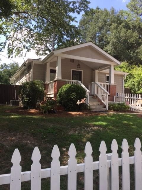 3 bedroom, 1,150 sq ft single family residence sold at 2497 Edwards Drive, Atlanta, GA 30318