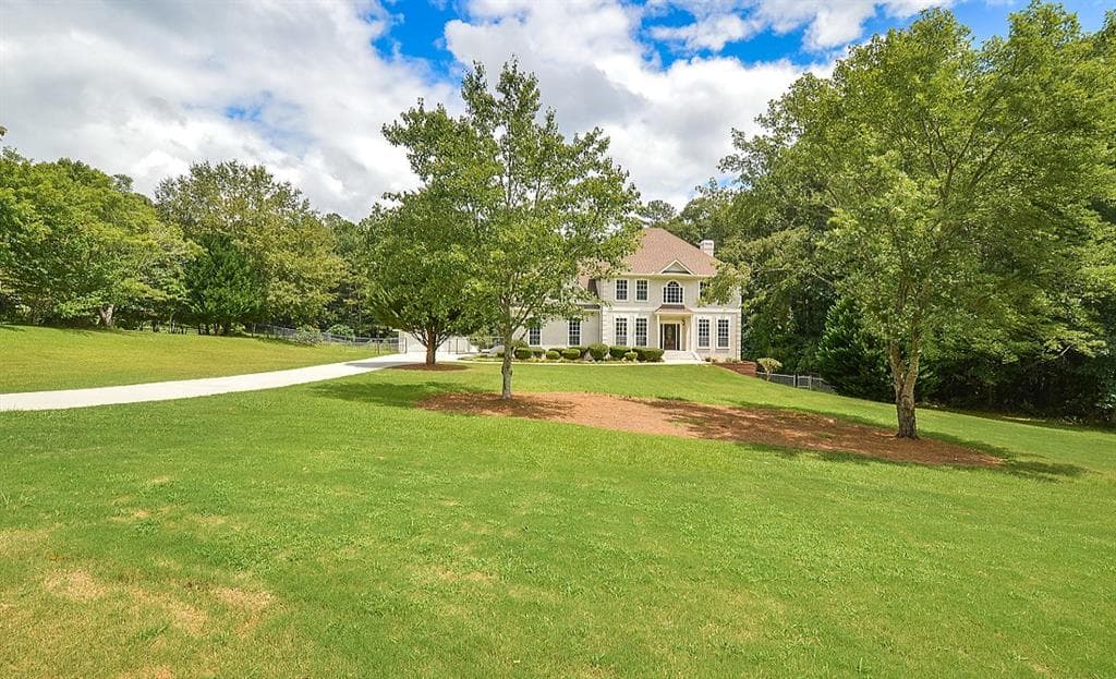 147 Oak Ridge Trail, Fayetteville, GA 30214 — most recent listing photo