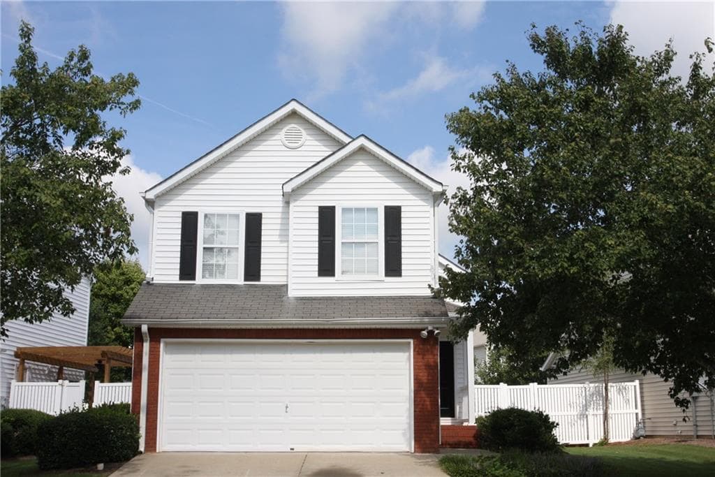 3 bedroom, 1,354 sq ft single family residence sold at 13332 Harpley Court, Alpharetta, GA 30004