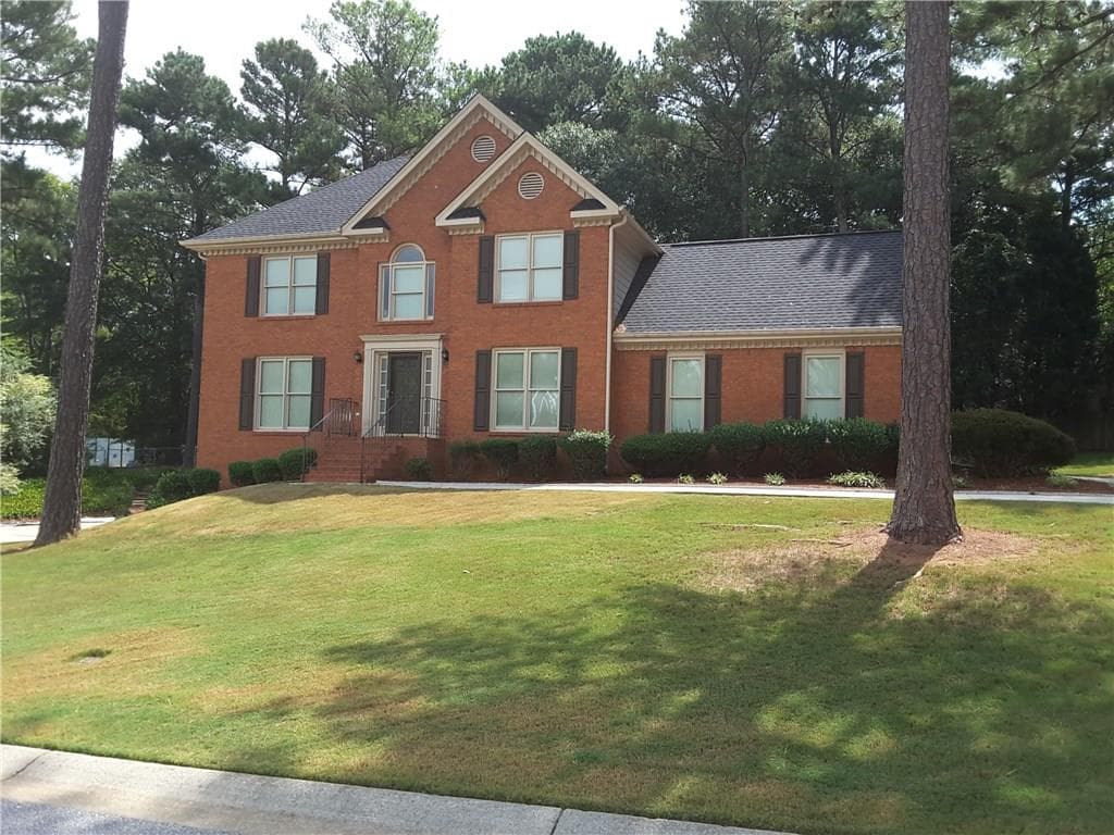 5 bedroom, 3,948 sq ft single family residence sold at 4360 Ivy Lynn Place, Snellville, GA 30039