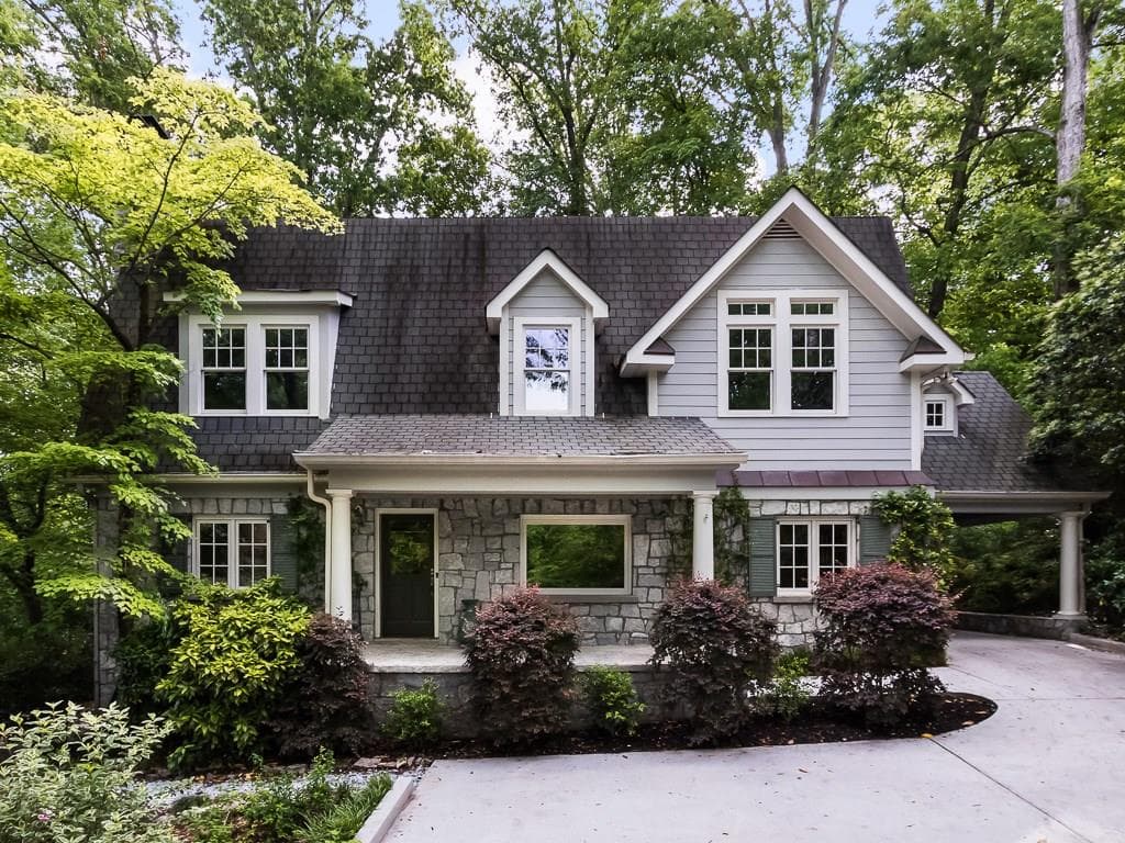 4 bedroom, 3,071 sq ft single family residence sold at 1711 E Clifton Road, Atlanta, GA 30307