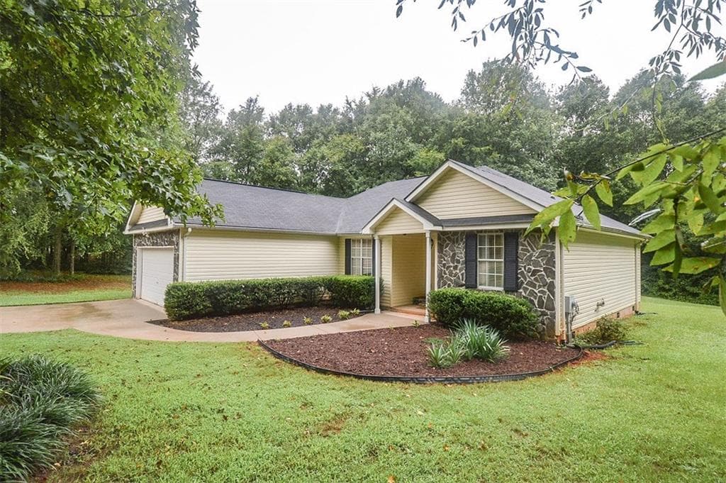 203 Seminary Ridge, Griffin, GA 30224 — most recent listing photo