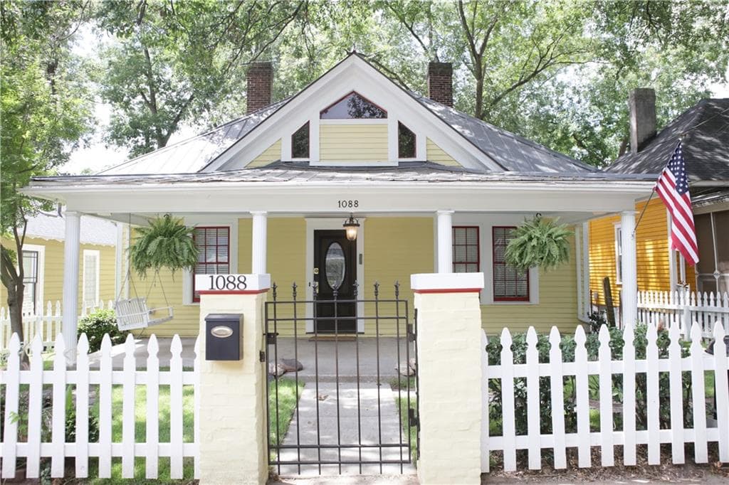 3 bedroom, 2,333 sq ft single family residence sold at 1088 Longley Avenue, Atlanta, GA 30318