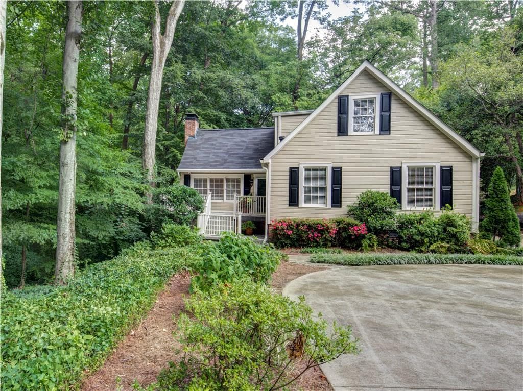 3 bedroom, 1,344 sq ft single family residence sold at 1274 Roxboro Drive, Brookhaven, GA 30324
