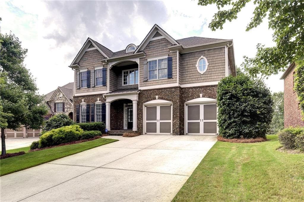 4 bedroom, 3,897 sq ft single family residence sold at 4136 Barnes Meadow Road, Smyrna, GA 30082