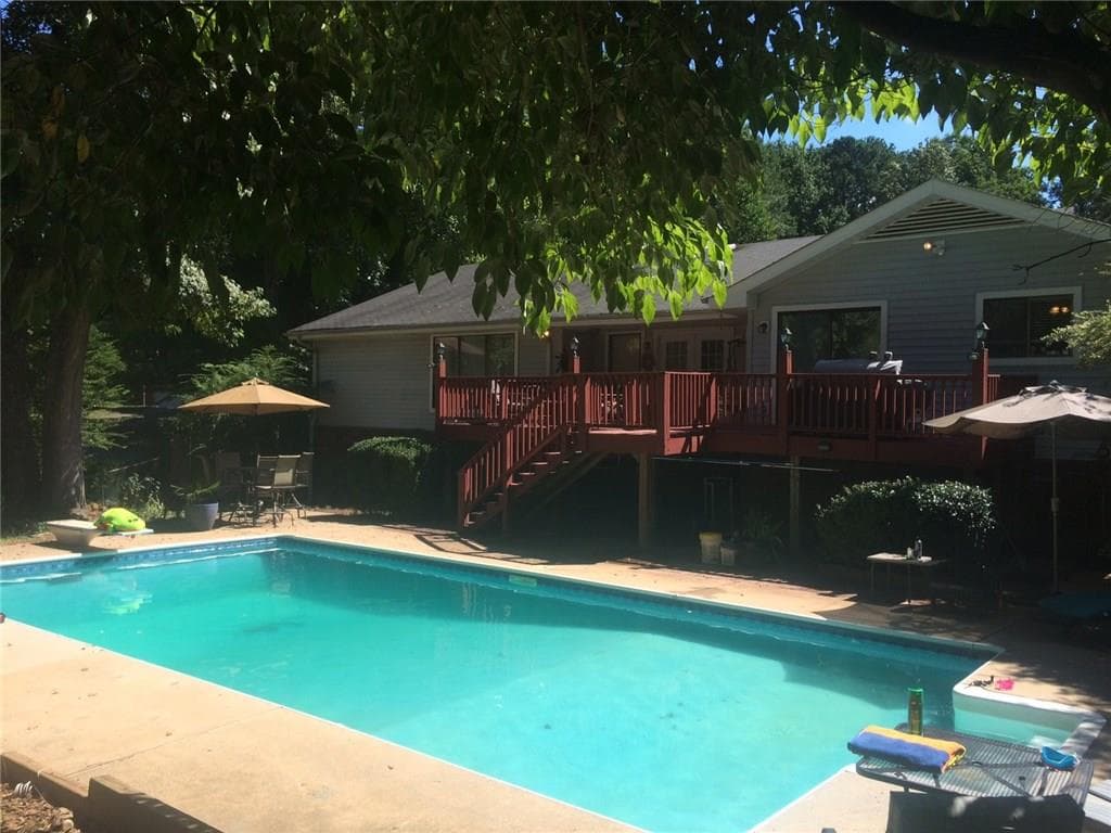 4 bedroom, 2,419 sq ft single family residence sold at 793 Chesterfield Drive, Lawrenceville, GA 30044