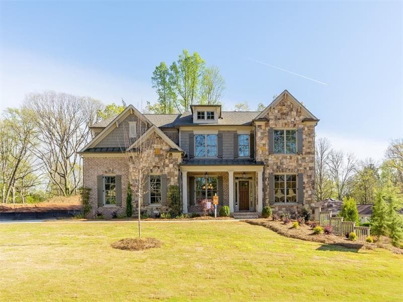 2726 Oak Glen Manor Road, Decatur, GA 30033 — most recent listing photo