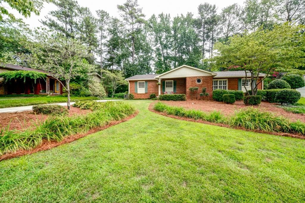 3 bedroom, 1,659 sq ft single family residence sold at 4039 Admiral Drive, Atlanta, GA 30341