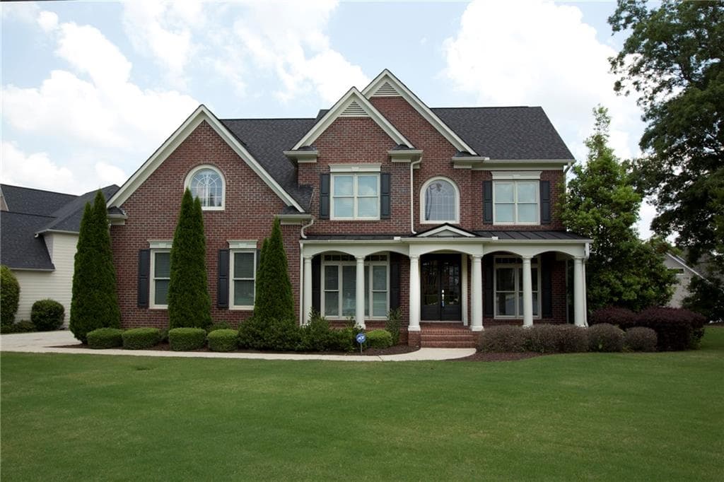 6 bedroom single family residence sold at 910 Laurelwood Court, Canton, GA 30115