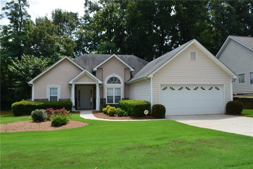 3 bedroom single family residence sold at 2960 Northcliff Drive, Suwanee, GA 30024