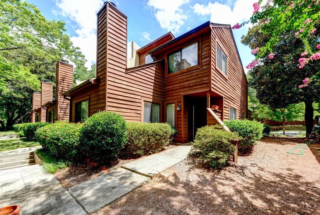 2 bedroom, 1,509 sq ft townhouse sold at 901 Cedar Chase Circle 901, Atlanta, GA 30324