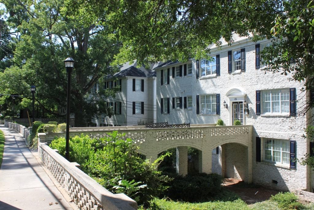 2 bedroom condominium sold at 25 Sheridan Drive 8, Atlanta, GA 30305