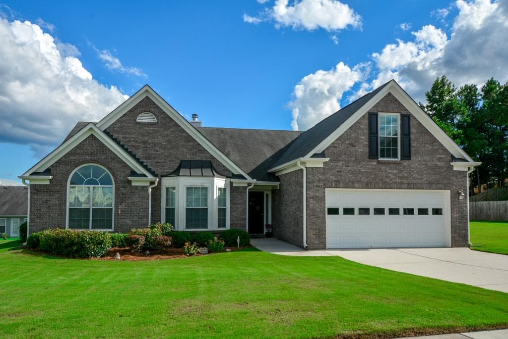 4 bedroom, 2,392 sq ft single family residence sold at 1966 Fishing Hole Way, Lawrenceville, GA 30045