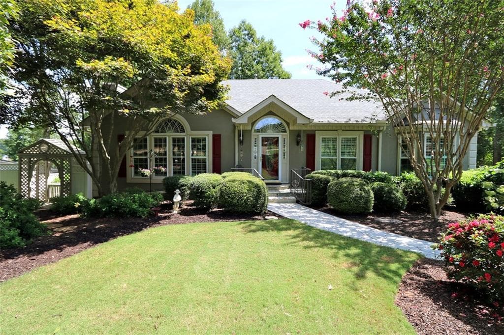 4 bedroom, 2,714 sq ft single family residence sold at 456 Picketts Lake Drive, Acworth, GA 30101