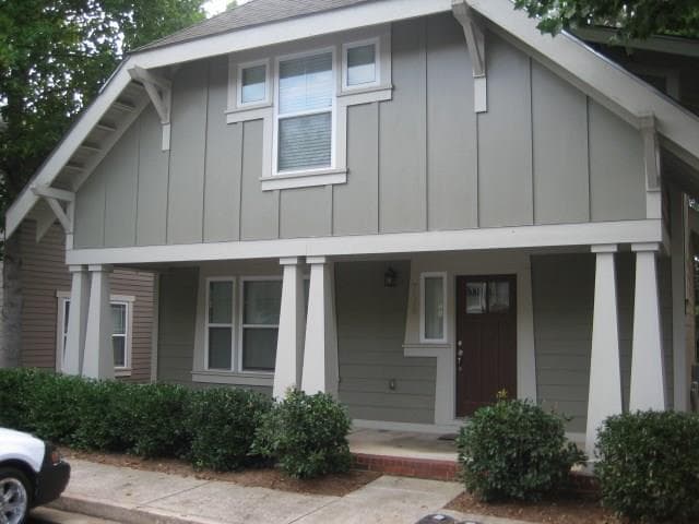 3 bedroom, 1,300 sq ft condominium sold at 490 Barnett Shoals 716, Athens, GA 30605