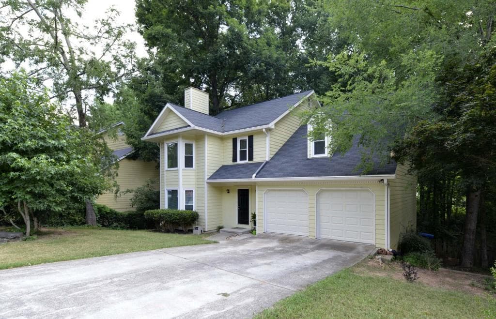 400 Thornbush Trace, Lawrenceville, GA 30046 — most recent listing photo