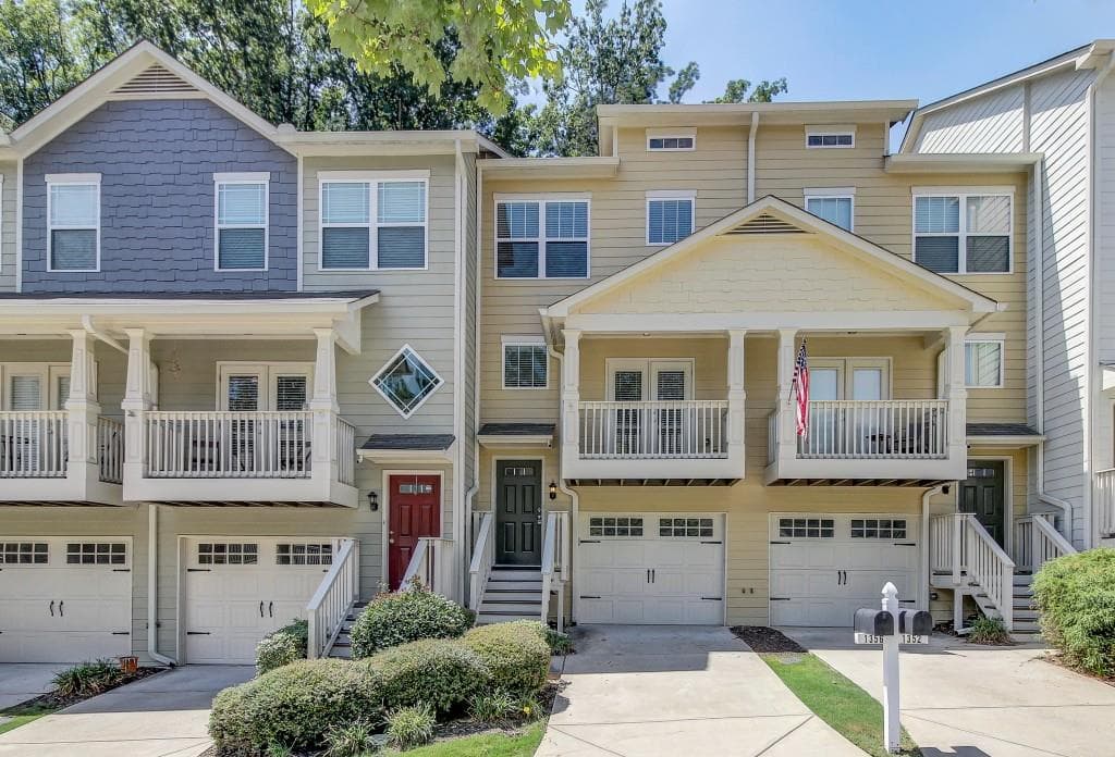 3 bedroom, 1,326 sq ft townhouse sold at 1356 Liberty Parkway, Atlanta, GA 30318