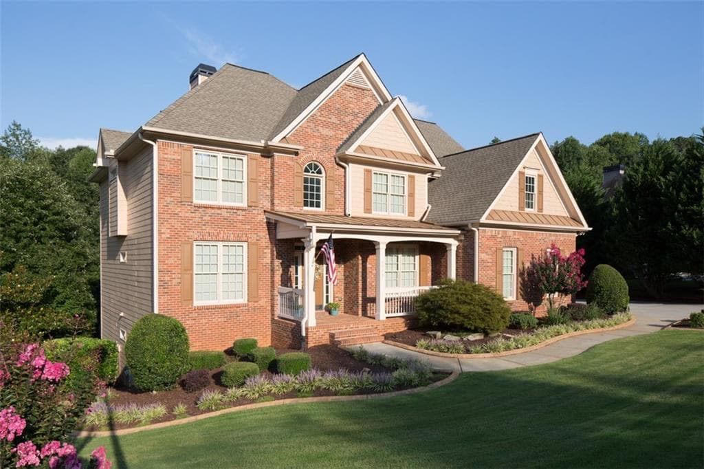 6 bedroom, 4,986 sq ft single family residence sold at 4990 Magnolia Creek Drive, Cumming, GA 30028