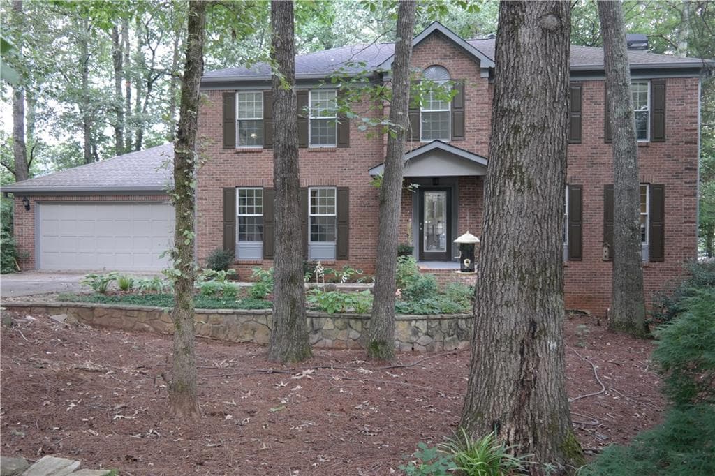 12140 Wallace Woods Lane, Alpharetta, GA 30004 — most recent listing photo
