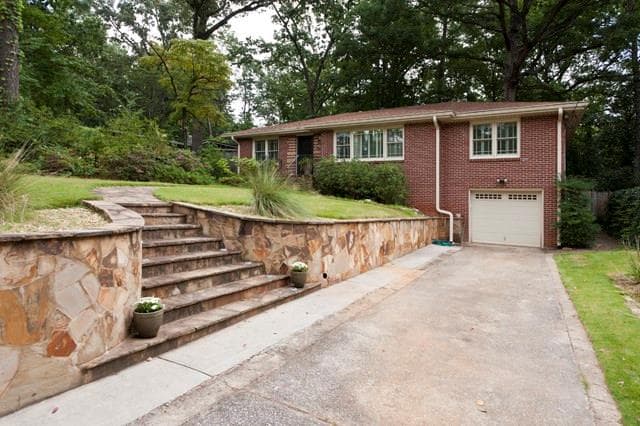 3 bedroom single family residence sold at 729 Willivee Drive, Decatur, GA 30033
