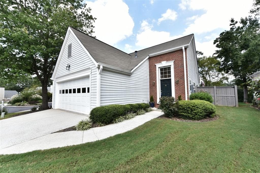 211 Dennis Drive, Alpharetta, GA 30009 — most recent listing photo