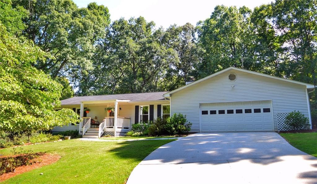 1174 Bend Creek Trail, Suwanee, GA 30024 — most recent listing photo