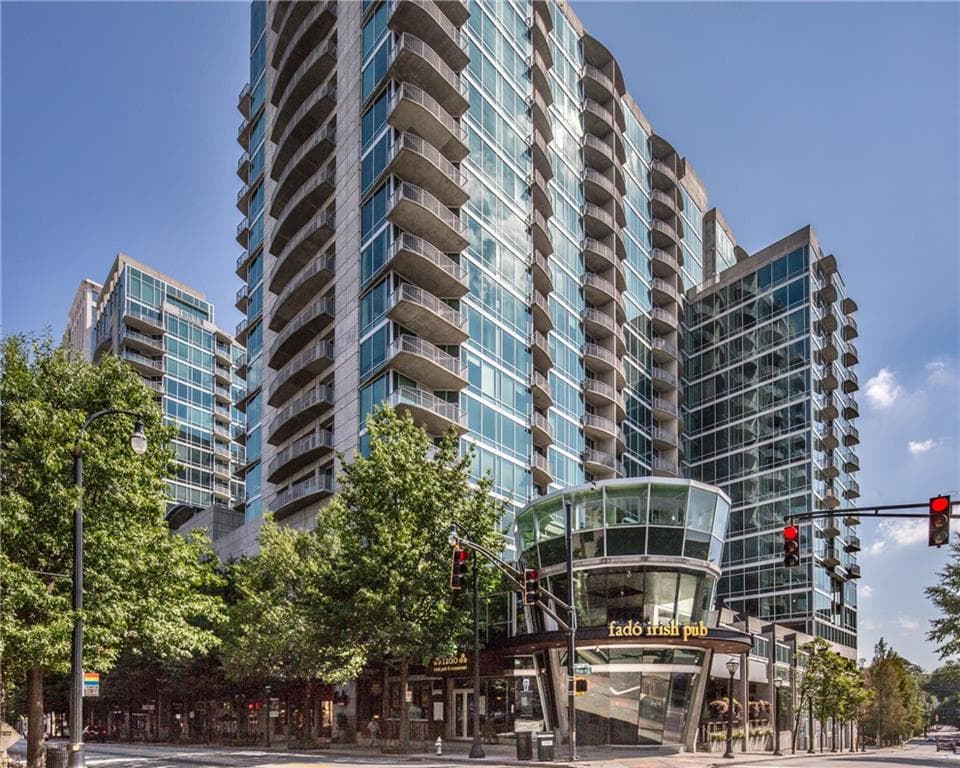 1 bedroom, 668 sq ft condominium sold at 923 Peachtree Street 2029, Atlanta, GA 30309