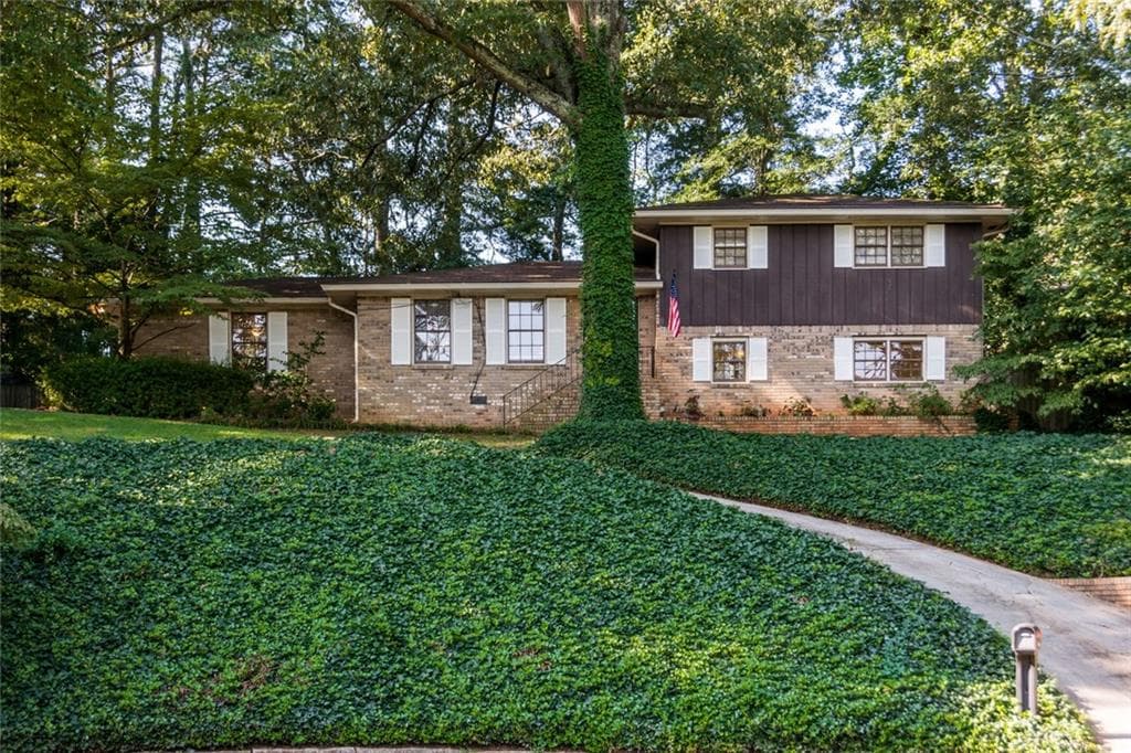 4 bedroom, 2,024 sq ft single family residence sold at 1236 S Shadygrove Court, Stone Mountain, GA 30083