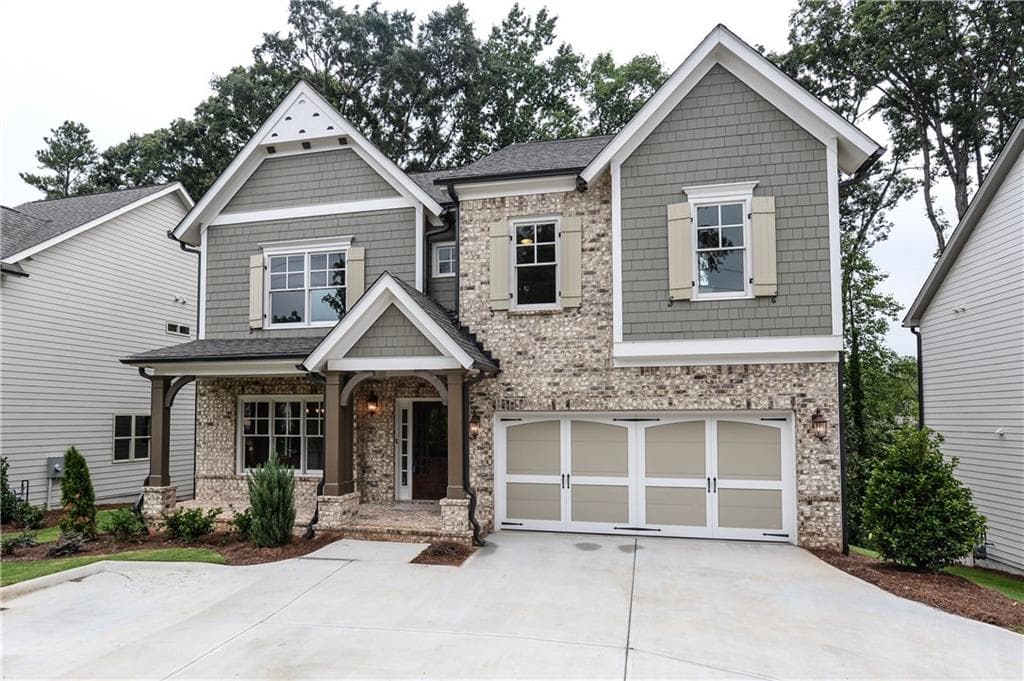 5 bedroom, 3,171 sq ft single family residence sold at 3815 Chamblee Dunwoody Road, Chamblee, GA 30341