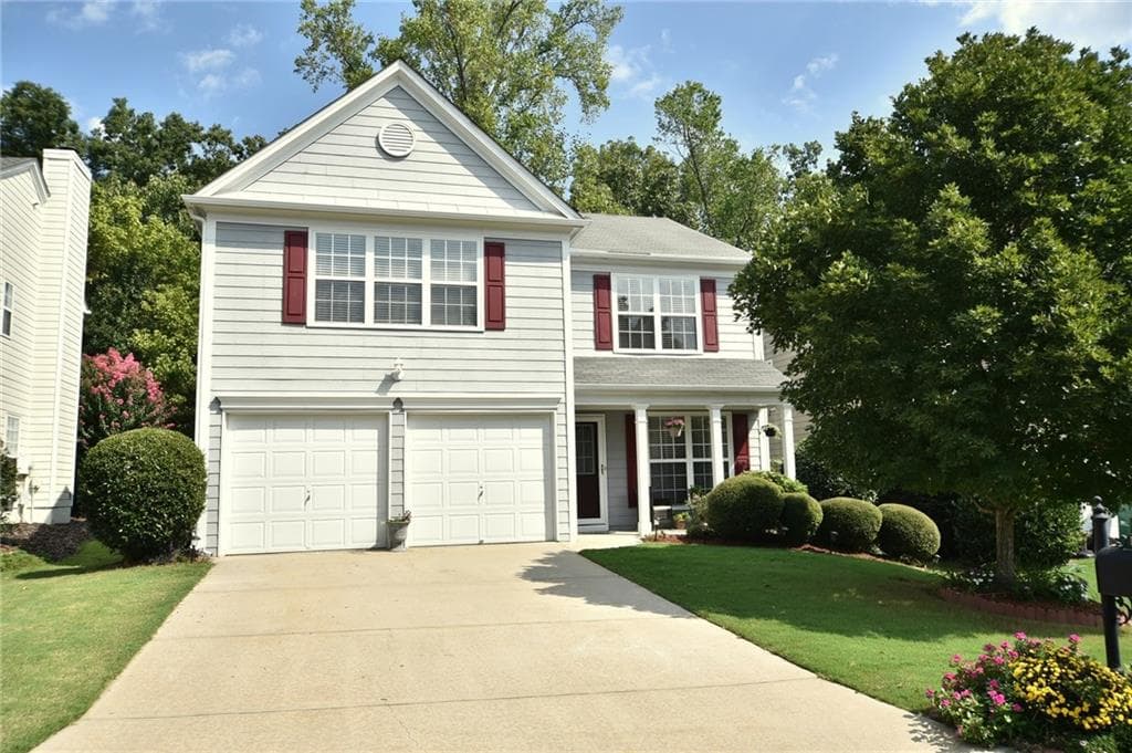 3 bedroom, 1,956 sq ft single family residence sold at 13554 Weycroft Circle, Alpharetta, GA 30004