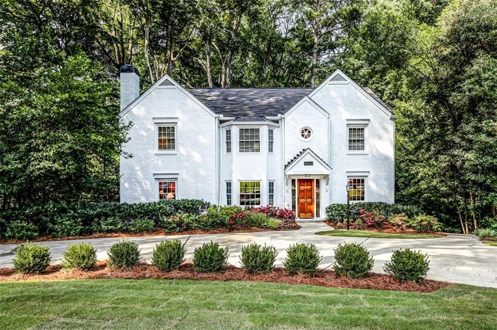 4 bedroom, 3,284 sq ft single family residence sold at 1002 Clifton Road, Atlanta, GA 30307