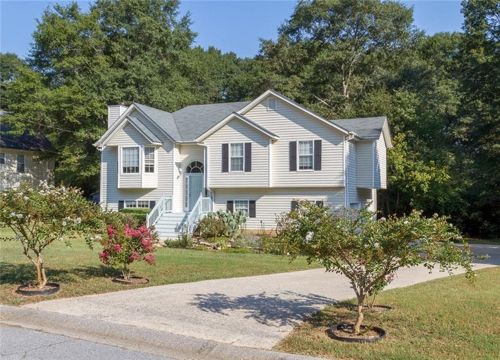 138 McKinley Court, Powder Springs, GA 30127 — most recent listing photo
