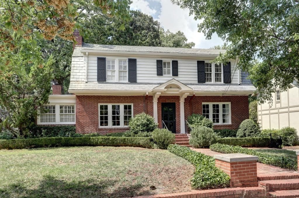 4 bedroom single family residence sold at 46 Woodcrest Avenue, Atlanta, GA 30309