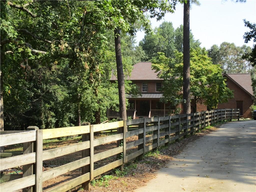 2504 E Maddox Road, Buford, GA 30519 — most recent listing photo
