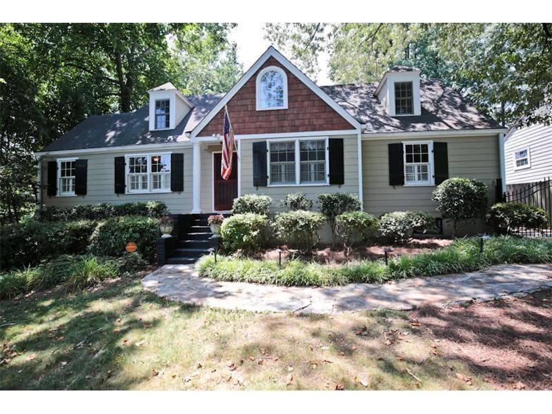 4 bedroom single family residence sold at 380 Garden Lane, Atlanta, GA 30309
