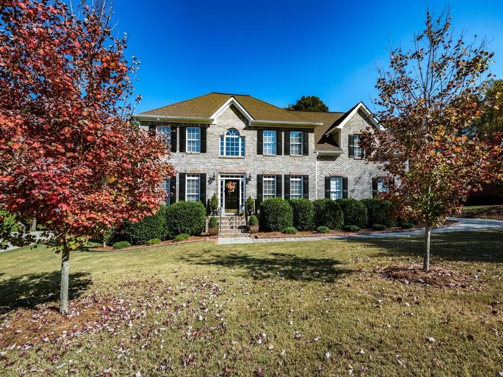 5 bedroom, 3,121 sq ft single family residence sold at 354 Carl Creek Trail, Kennesaw, GA 30152