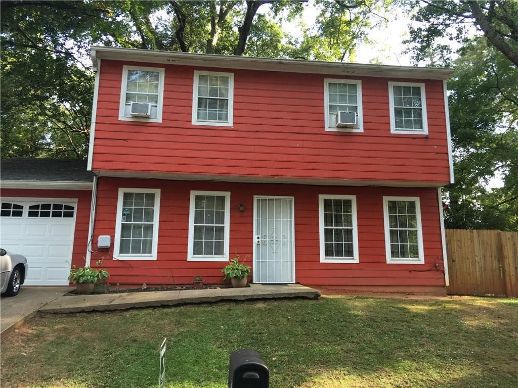 3 bedroom, 1,288 sq ft single family residence sold at 207 Bowen Avenue, Atlanta, GA 30315