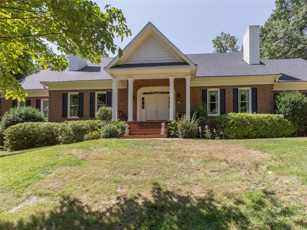 6 bedroom, 5,481 sq ft single family residence sold at 3360 Cedar Farms Court, Alpharetta, GA 30004