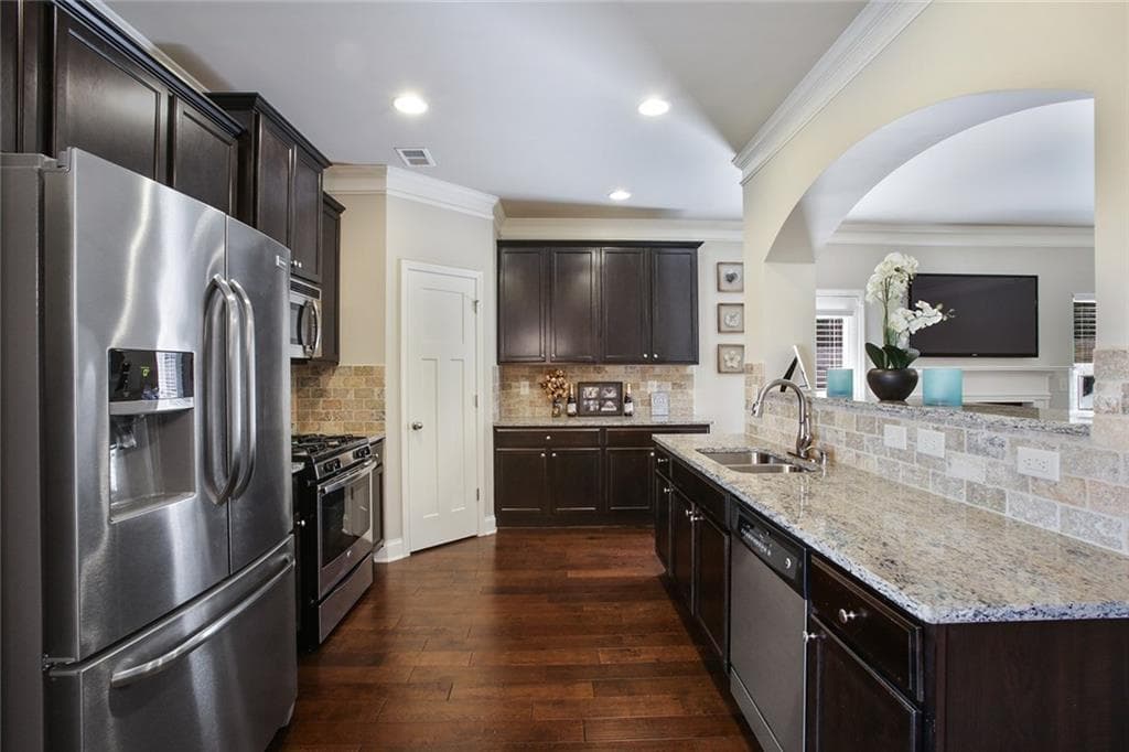 4 bedroom, 2,232 sq ft single family residence sold at 79 Gloster Park Court, Lawrenceville, GA 30044