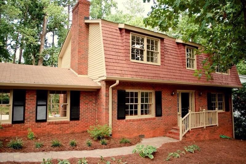 4 bedroom, 2,356 sq ft single family residence sold at 7221 Duncourtney Drive, Atlanta, GA 30328