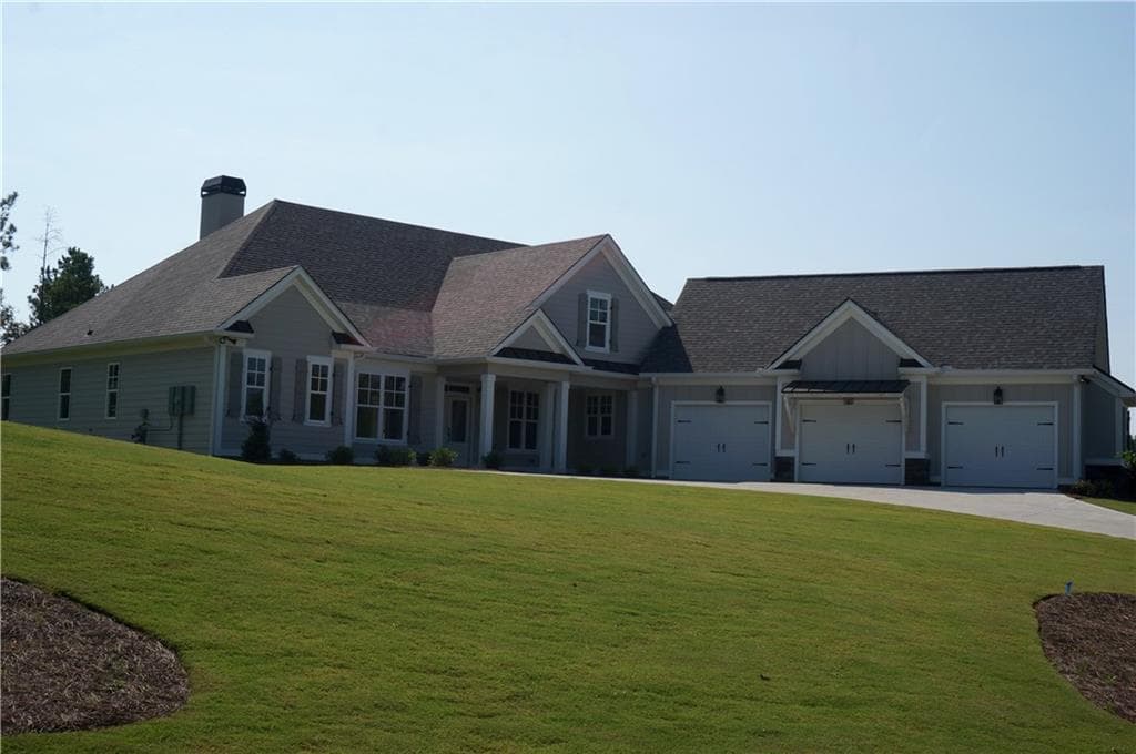 4 bedroom, 3,400 sq ft single family residence sold at LT35 Raintree Court, Newnan, GA 30265