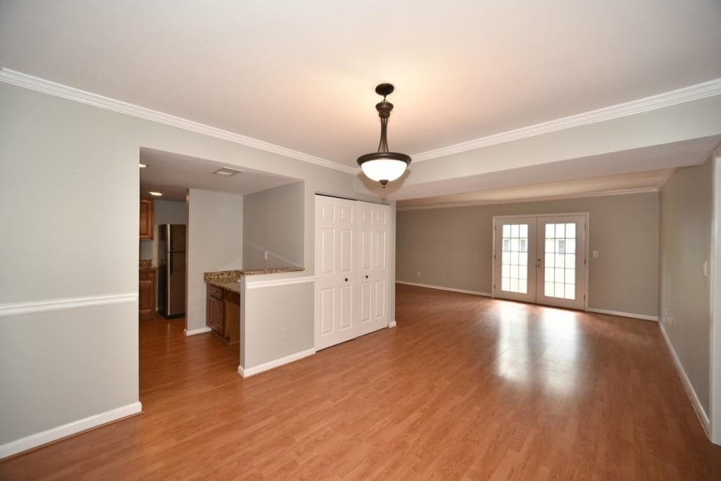2 bedroom, 1,040 sq ft condominium sold at 6900 Roswell Road Q8, Atlanta, GA 30328