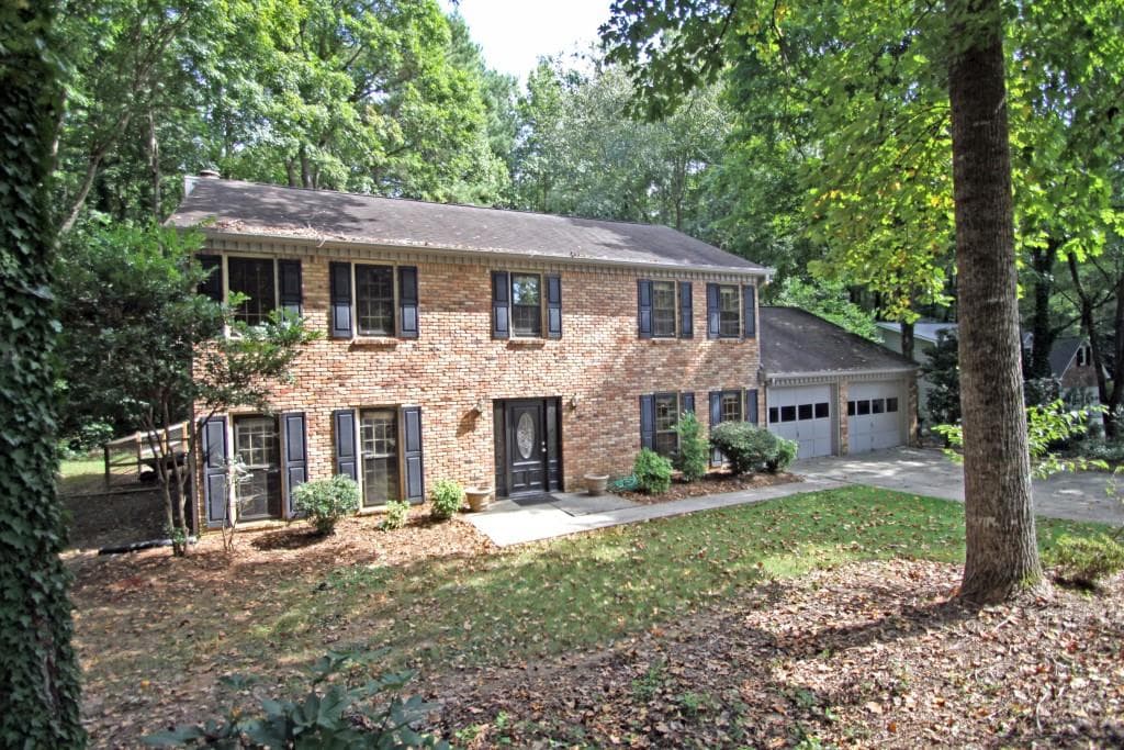 2560 Old Orchard Trail, Marietta, GA 30062 — most recent listing photo