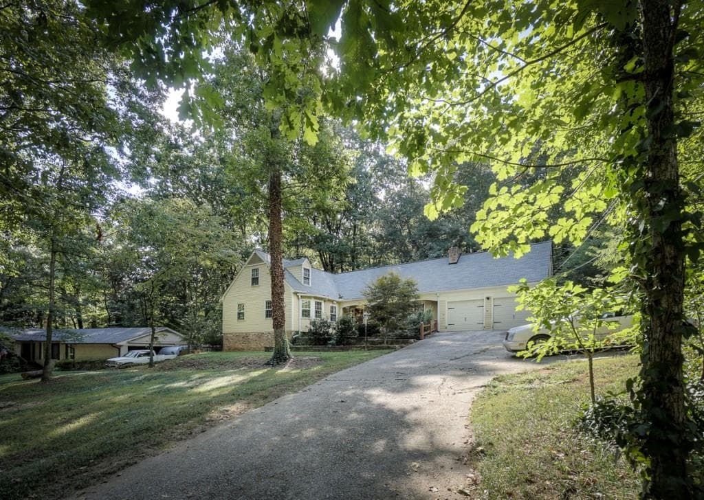 648 Kenilworth Circle, Stone Mountain, GA 30083 — most recent listing photo