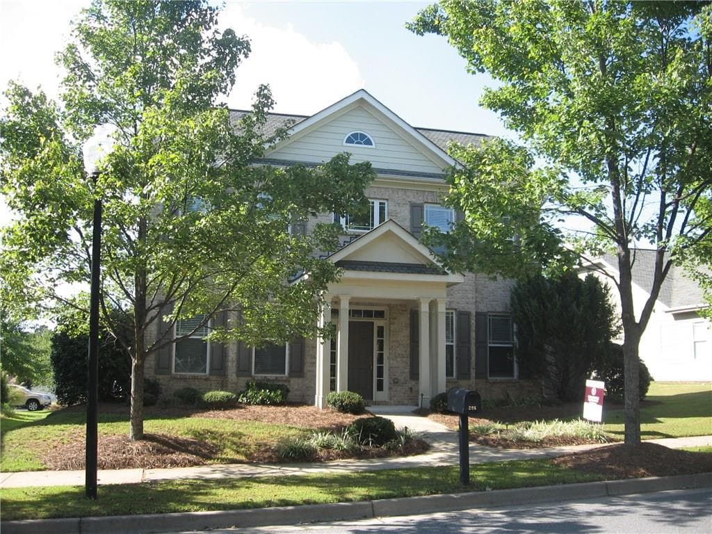 4 bedroom, 2,892 sq ft single family residence sold at 206 Harmony Lake Drive, Canton, GA 30115