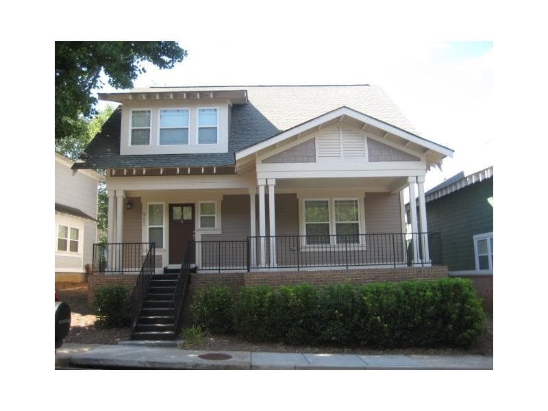 4 bedroom, 1,300 sq ft single family residence sold at 490 Barnett Shoals # 507 Road, Athens, GA 30605