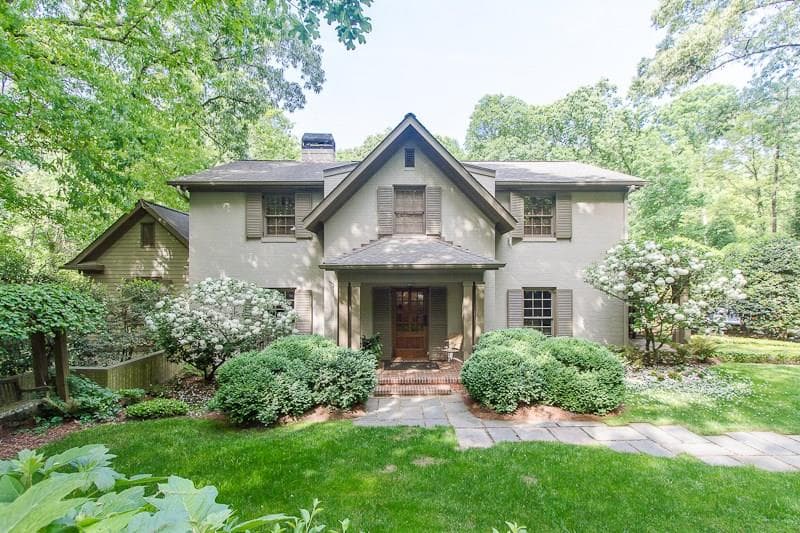 5 bedroom, 5,200 sq ft single family residence sold at 4086 Randall Mill Road, Atlanta, GA 30327