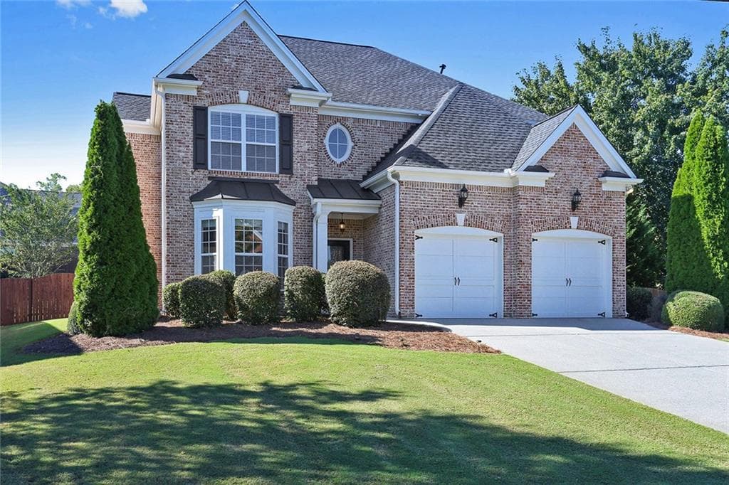 5 bedroom, 3,042 sq ft single family residence sold at 12612 Waterside Drive, Alpharetta, GA 30004